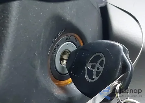 2011 Toyota Rav4 из США, поврежденный, VIN 2T3BF4DV7BW082926